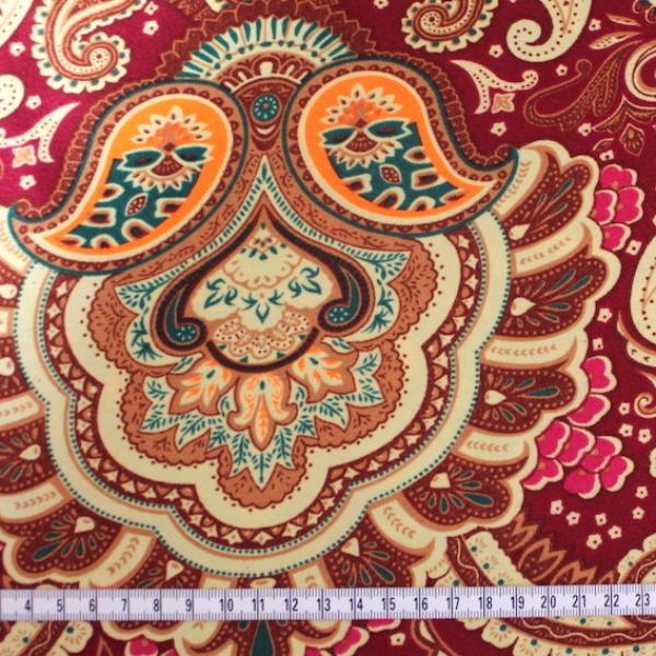 BORDEAUX PAISLEY Postsowjetischer Stoff aus Zentralasien